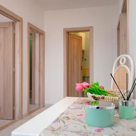 Ana Del Sol - Zf Hvar